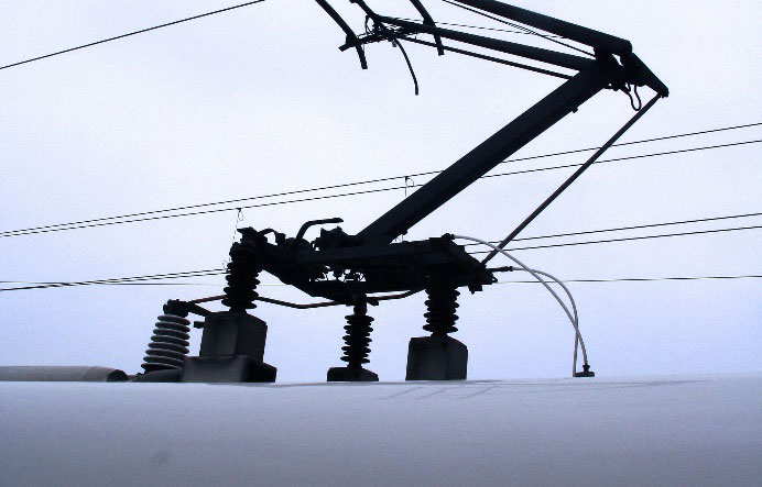 Messungen am Pantografen stellen hohe Anforderungen an Sensorik und Messdatenerfassung