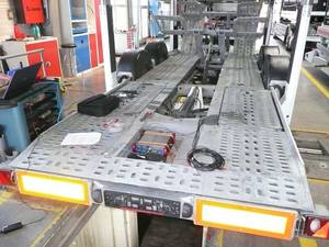 Beanspruchungsanalyse von Fahrzeugtransportern Beispiel 1